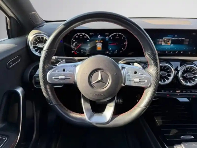 Mercedes Classe A 200 d amg line — photo 4