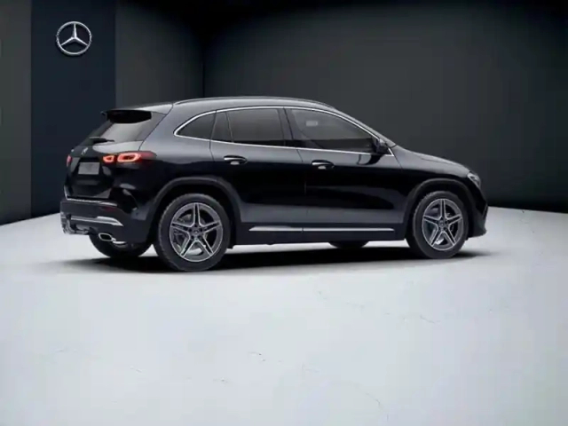 Mercedes Gla 220 d 4matic amg line — photo 20