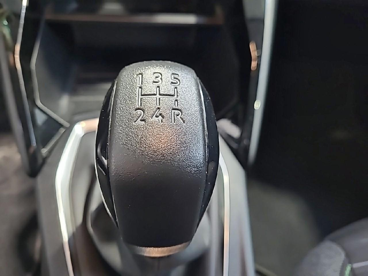 Peugeot 208 puretech 75 s&s bvm5 active — photo 25