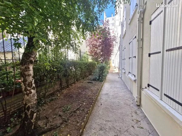 Studio 2 pièces 23 m²