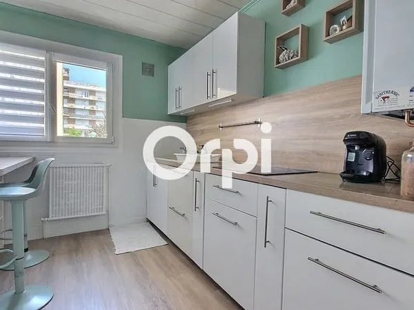 Appartement 4 pièces 80 m²