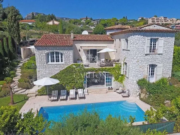 Maison 8 pièces