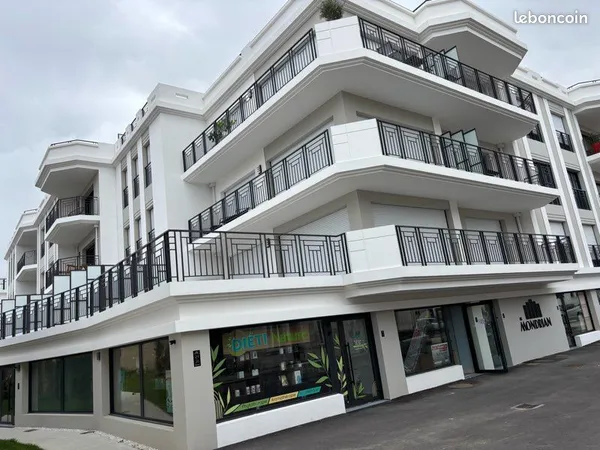⭐ STUDIO PREMIUM 35 m² + TERRASSE 30 m² - HYPER-CENTRE - PARKING
