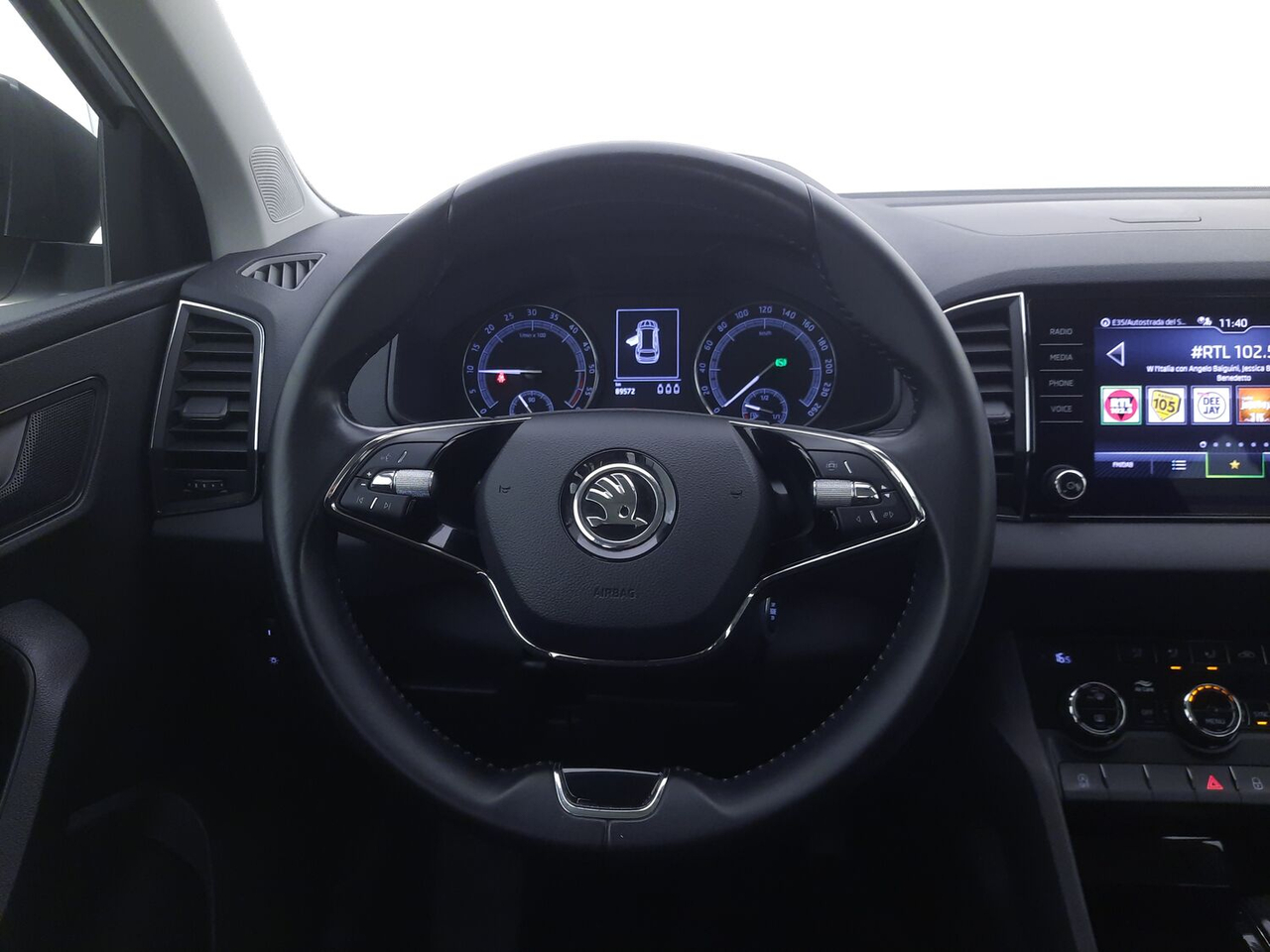 Skoda Karoq — photo 11