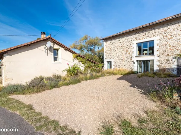 Maison 13 pièces 447 m²