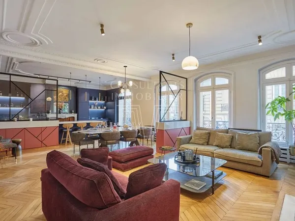 Appartement 5 pièces 159 m²