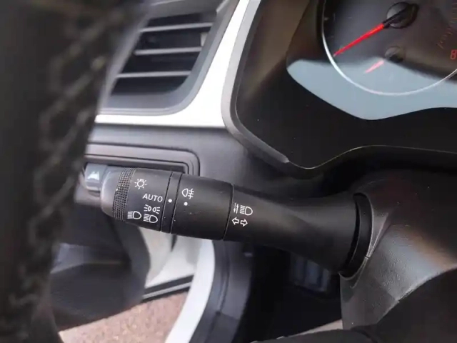 Renault Captur tce 100 gpl — photo 96