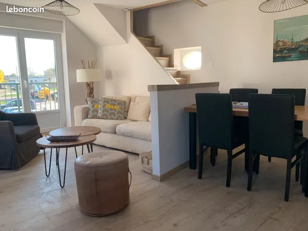 Saint Florentin - Appartement meublé - 3 pièces 64 m² rénové - Vue Port de plaisance