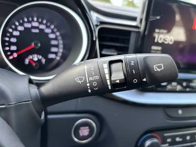 Kia Xceed 1.0 t-gdi 100 ch bvm6 — photo 26