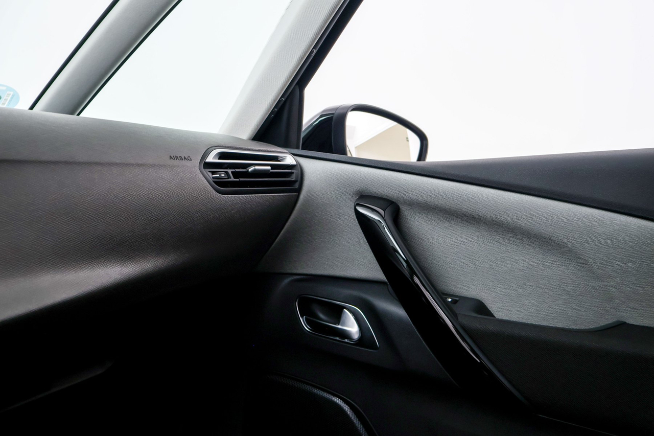 Citroën Grand C4 Spacetourer — photo 27