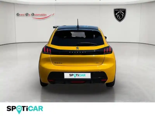 Peugeot 208 e- 136ch gt — photo 4