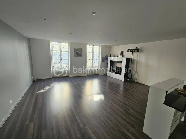 Immeuble 280 m²
