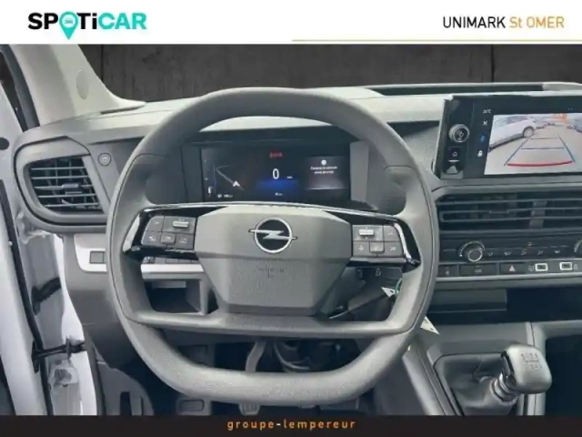 Opel Vivaro fg xl 2.2 diesel 150ch pack premium connect — photo 12