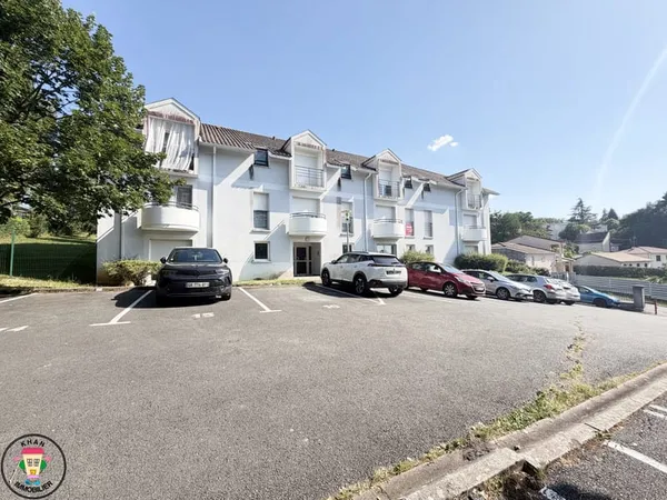 Appartement dans résidence RDC