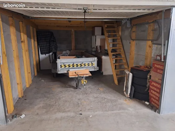 Garage mezzanine
