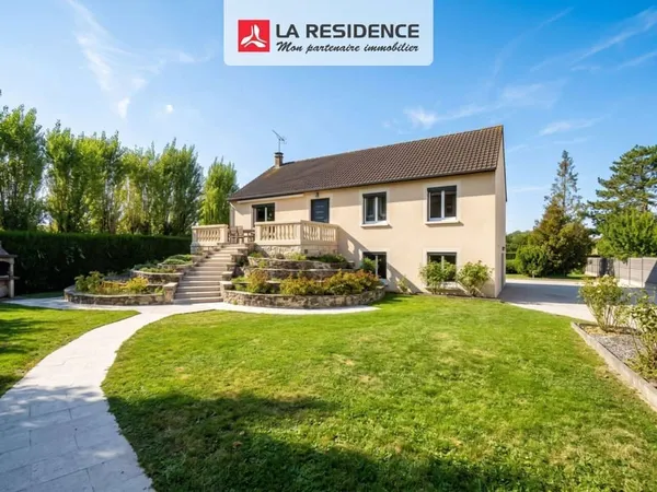 Maison 8 pièces 192 m²