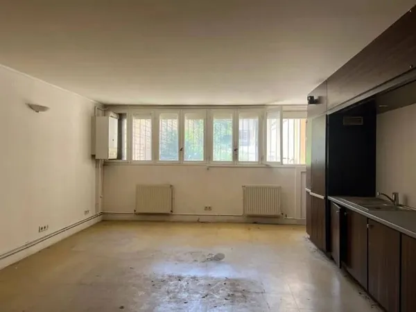 Local commercial 276 m²