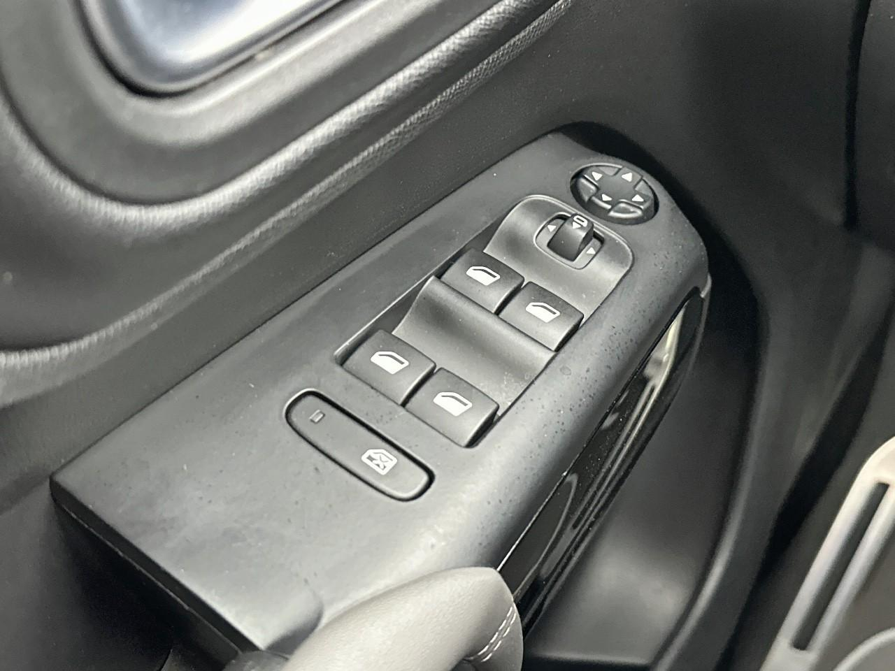 Citroën C5 Aircross hybride rechargeable 225 s&s e-eat8 shine pack — photo 17