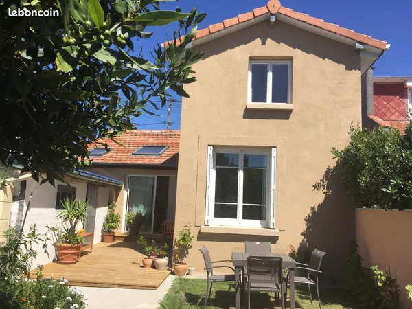 Quartier des Acacias, particulier vend une jolie maison avec jardin arboré