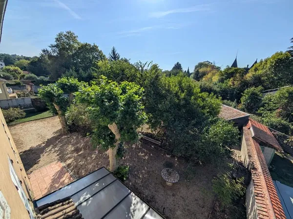 NEUVILLE CENTRE : MAISONS DE 230 M² SUR TERRAIN DE 970 M²
