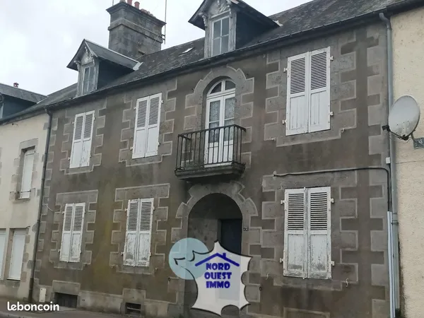 Maison de ville 8 pièces 130 m²