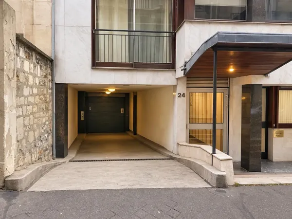 Loue parking - 11m²