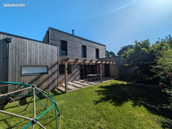 Maison ossature bois de 118 m² - 4 chambres - Blain