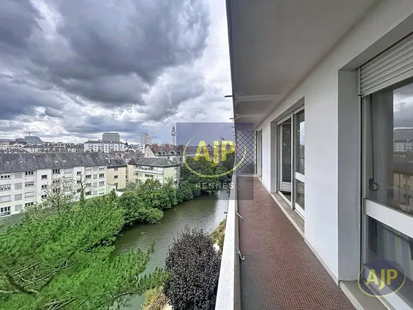 Appartement 5 pièces 93 m²