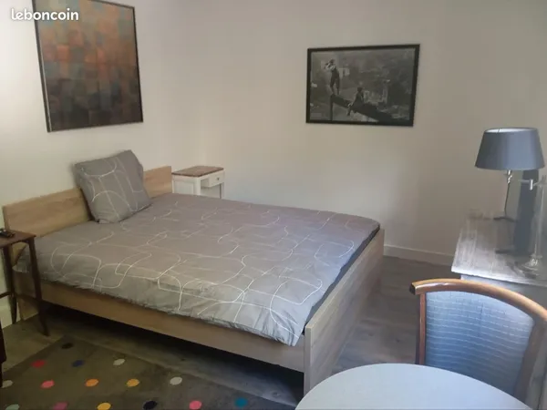 Chambre meublée tout inclus centre historique