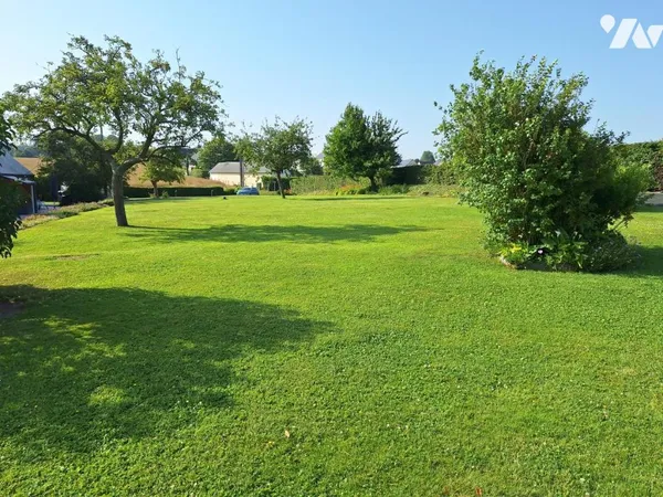 Terrain 1240 m²