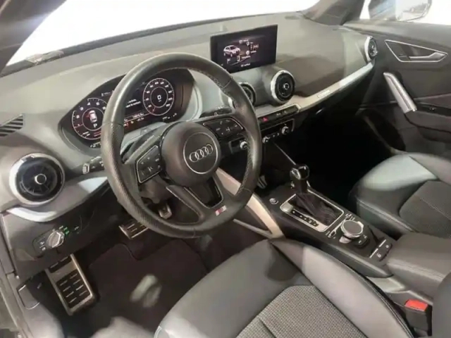 Audi Q2 35 tfsi 150 s tronic 7 s line plus — photo 19