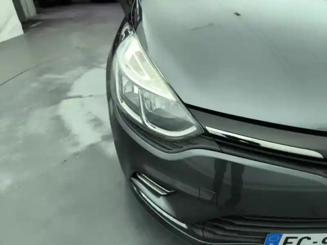 Renault Clio dci 90 e6c limited — photo 14