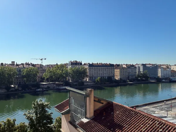 Studio meublé à louer - quartier Saint Georges Lyon