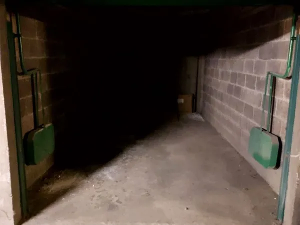 Garage à louer