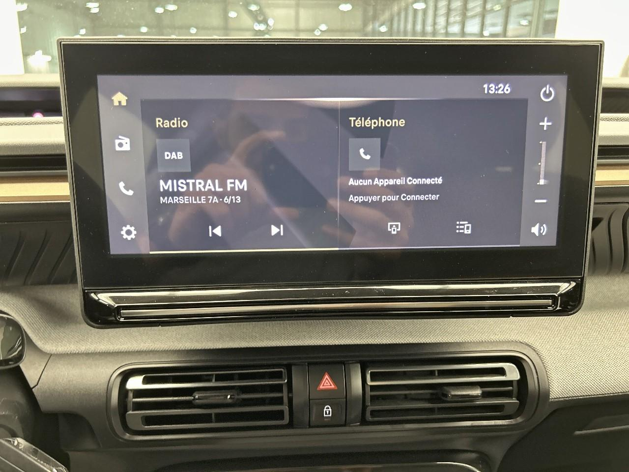 Citroën C3 Aircross hybride 145 ch aut plus — photo 11