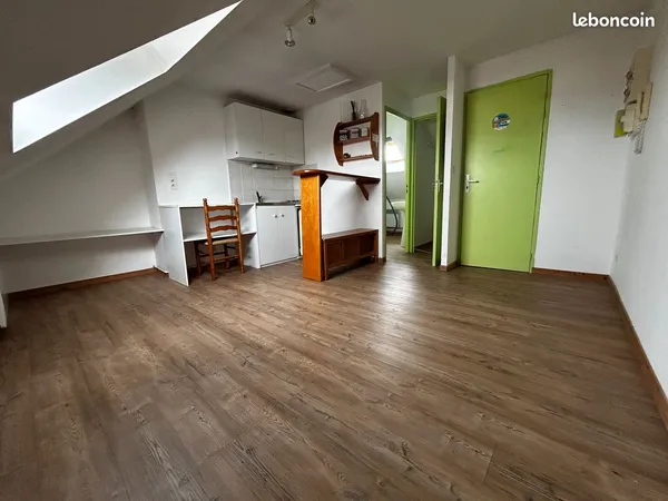 Studio 25 m² env