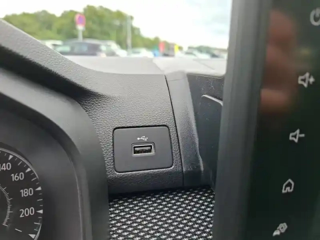 Dacia Sandero eco-g 100 gsr2 — photo 37