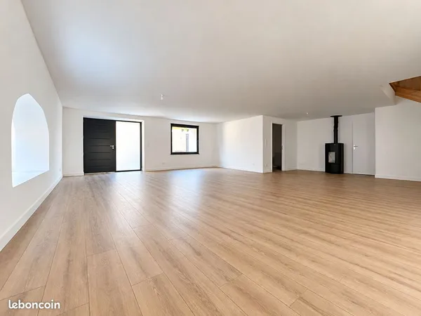 Grange 4 pièces 143 m²