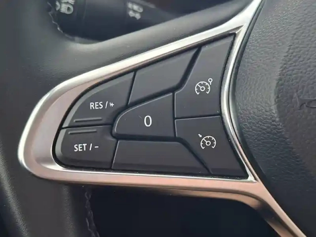 Renault Captur tce 90 — photo 39