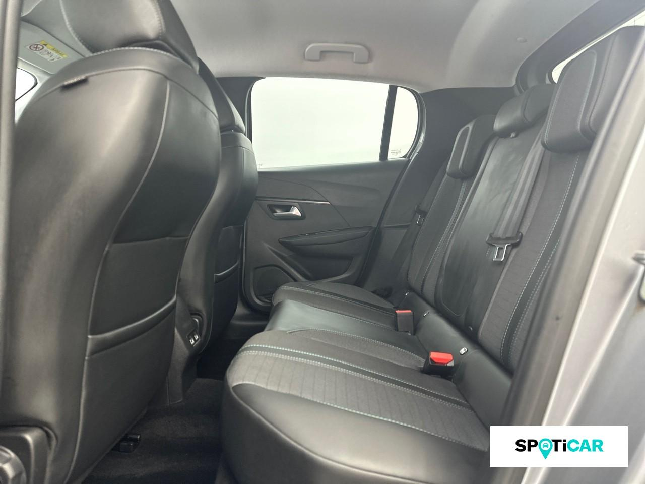 Peugeot 208 1.2 puretech 100ch s&s allure 118g — photo 10