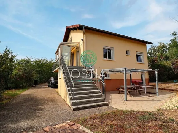 Maison 6 pièces 130 m²