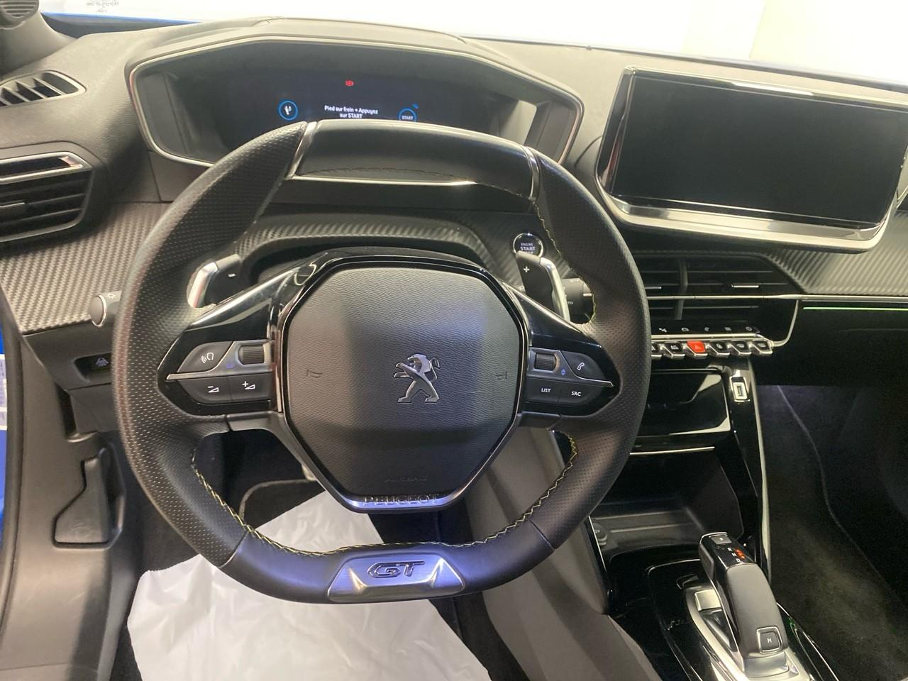 Peugeot 2008 puretech 130 s&s eat8 gt — photo 12