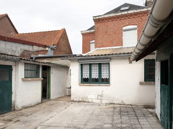 MAISON DE VILLE ENTRE LE CENTRE-VILLE ET LE CHU SUD