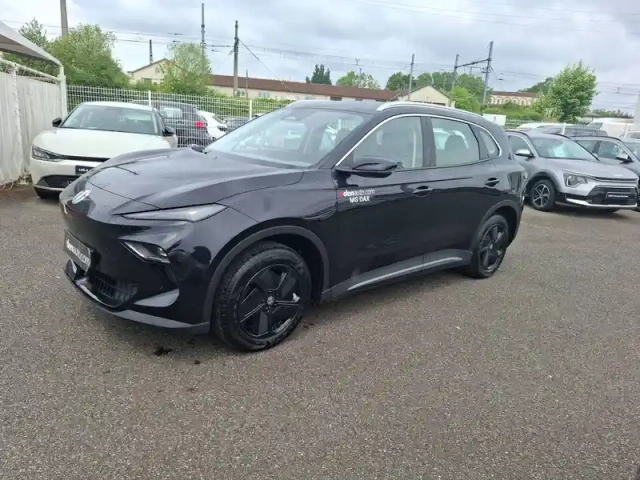 Mg Mgs5 ev 49kwh - 125 kw 2wd — photo 3