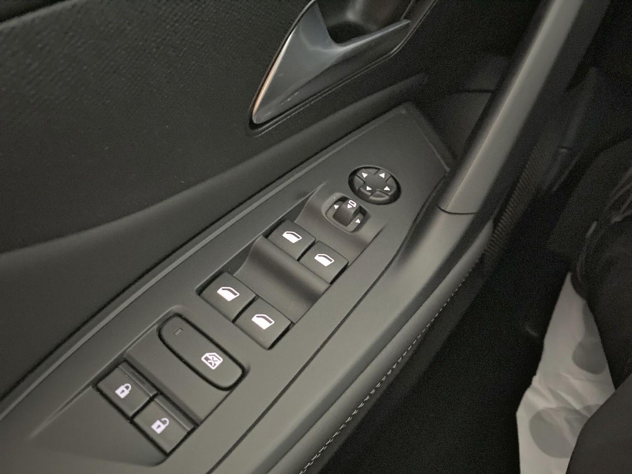 Peugeot 308 bluehdi 130ch s&s eat8 allure — photo 20