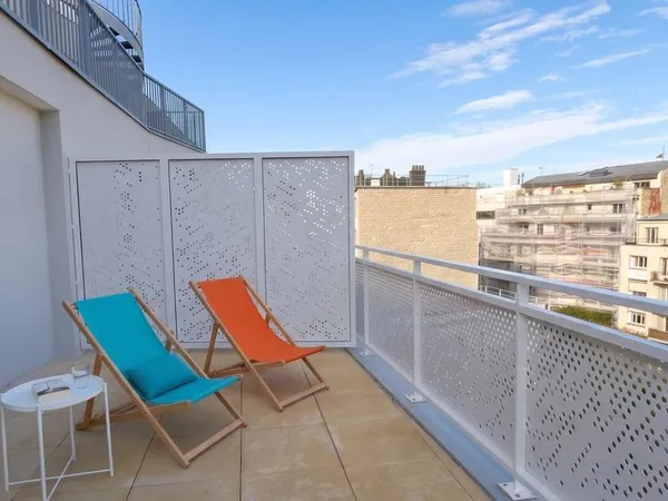 Livraison prochaine - GRAND 2P - 6eme Etage + TERRASSE 19m2 + Proche Transport et Commerces