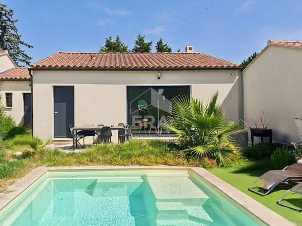 Maison de plain-pied 4 pièces 96 m²