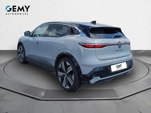 Renault Megane e-tech ev60 220 ch super charge — photo 7