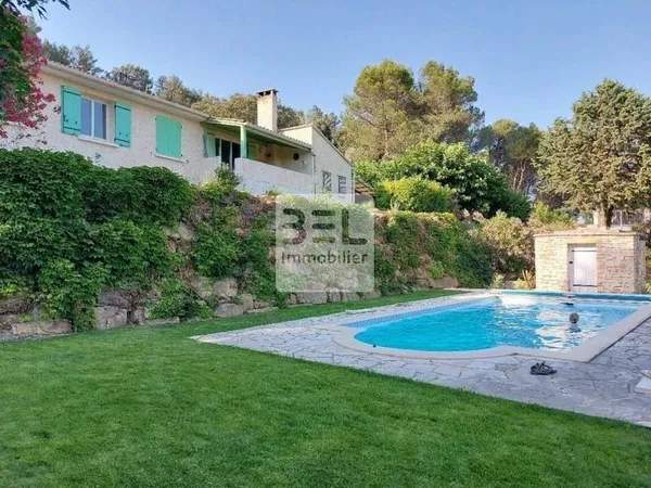 Maison 5 pièces 120 m²