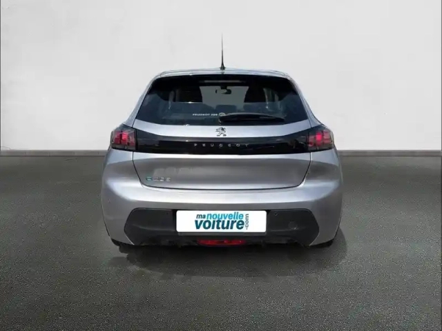 Peugeot 208 electrique 50 kwh 136 — photo 5